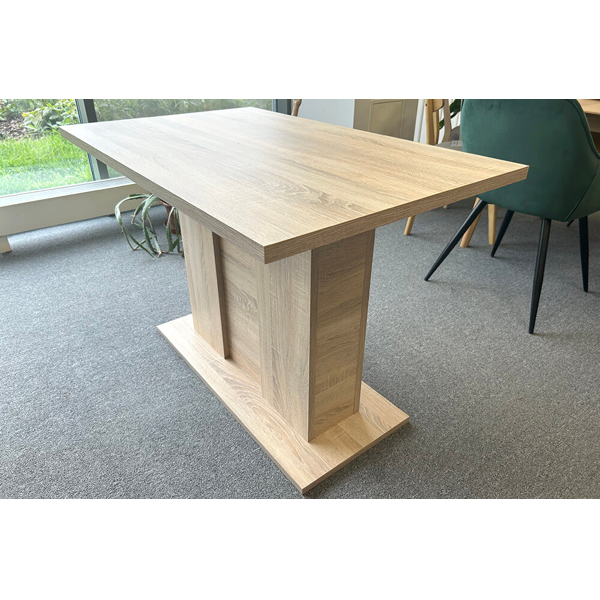 Enzo jedálenský stôl