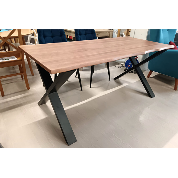 XAVER bukový jedálenský stôl