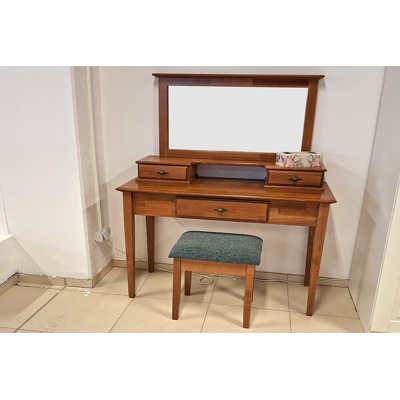 Provensal toaletný stolík