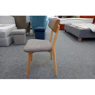 SA02 stolička šedá