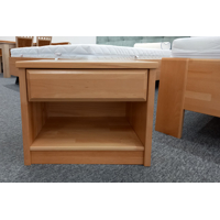 Elis drevený nočný stolík