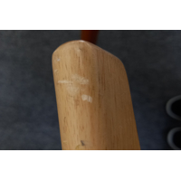 SA02 stolička šedá