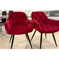 SA64 stolička červená