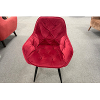 SA64 stolička červená